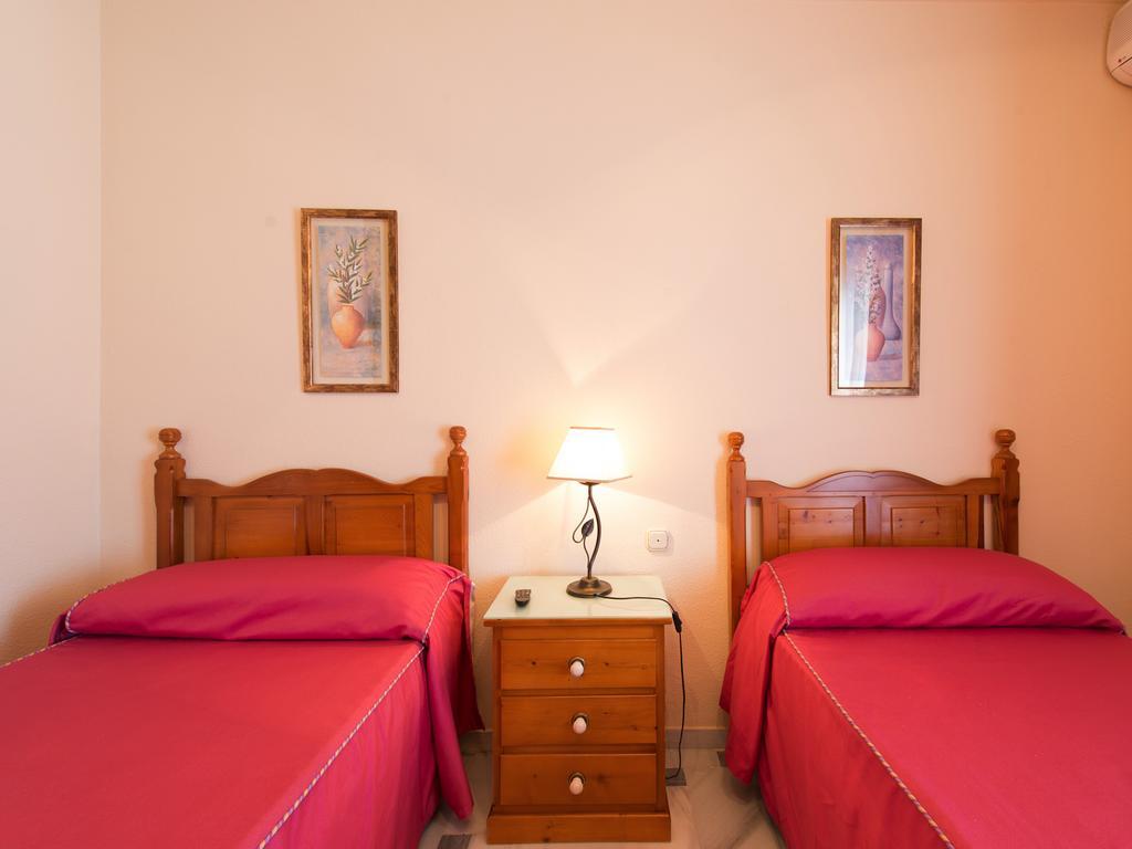 Hostal San Francisco Granja de Torrehermosa Ruang foto