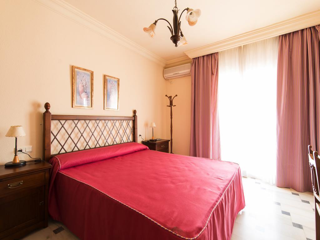 Hostal San Francisco Granja de Torrehermosa Bagian luar foto