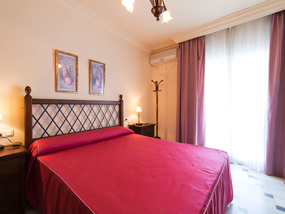 Hostal San Francisco Granja de Torrehermosa Bagian luar foto